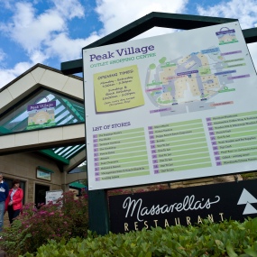 credit-linda-bussey-peak-village-shopping-centre