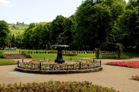 credit sarah-wyatt-hall-leys-park